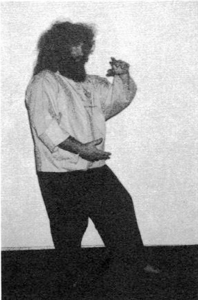Quét Đầu Gối, Xoay Bước — Chân Trái Trước (Brush Knee, Twist Step — Left Foot Forward) — hình 32, ảnh gốc trang 33