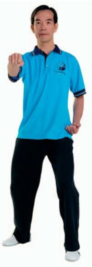 Bước tới với thế đứng đúng và sự chuyển trọng lượng